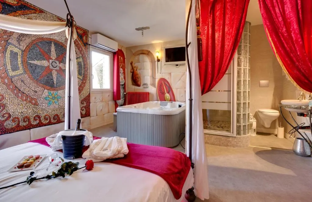 Chambre Vénus, gîte avec spa à Vichy - photo 3 sur 9