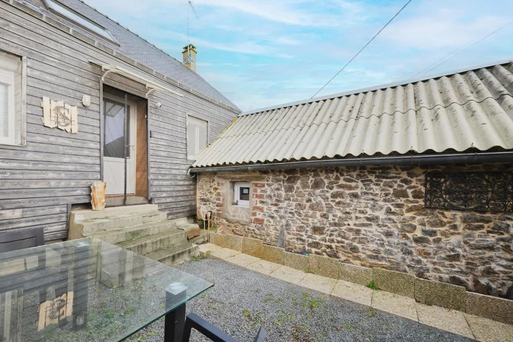 Chez So'spa - Maison avec sauna et bain à remous (Le Genest-Saint-Isle, Mayenne)