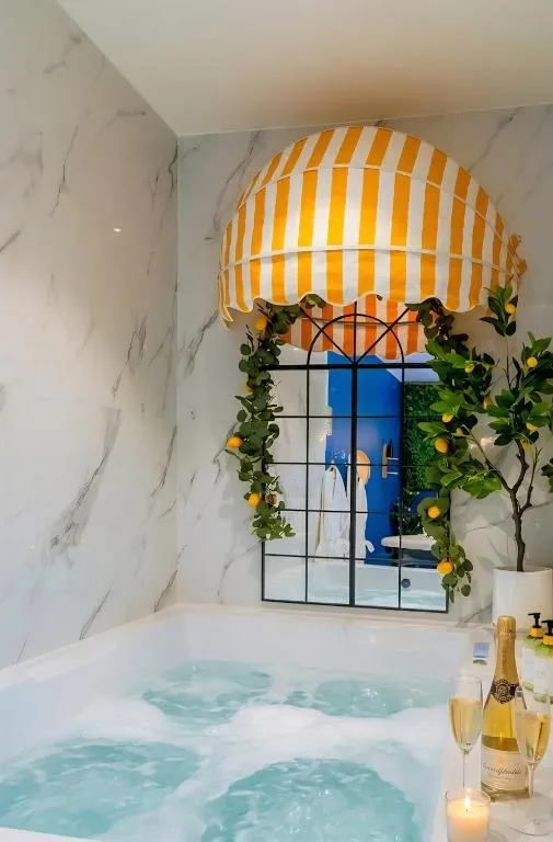 Ciao Bella Wellness Suite, gîte avec spa à Nice - photo 3 sur 12