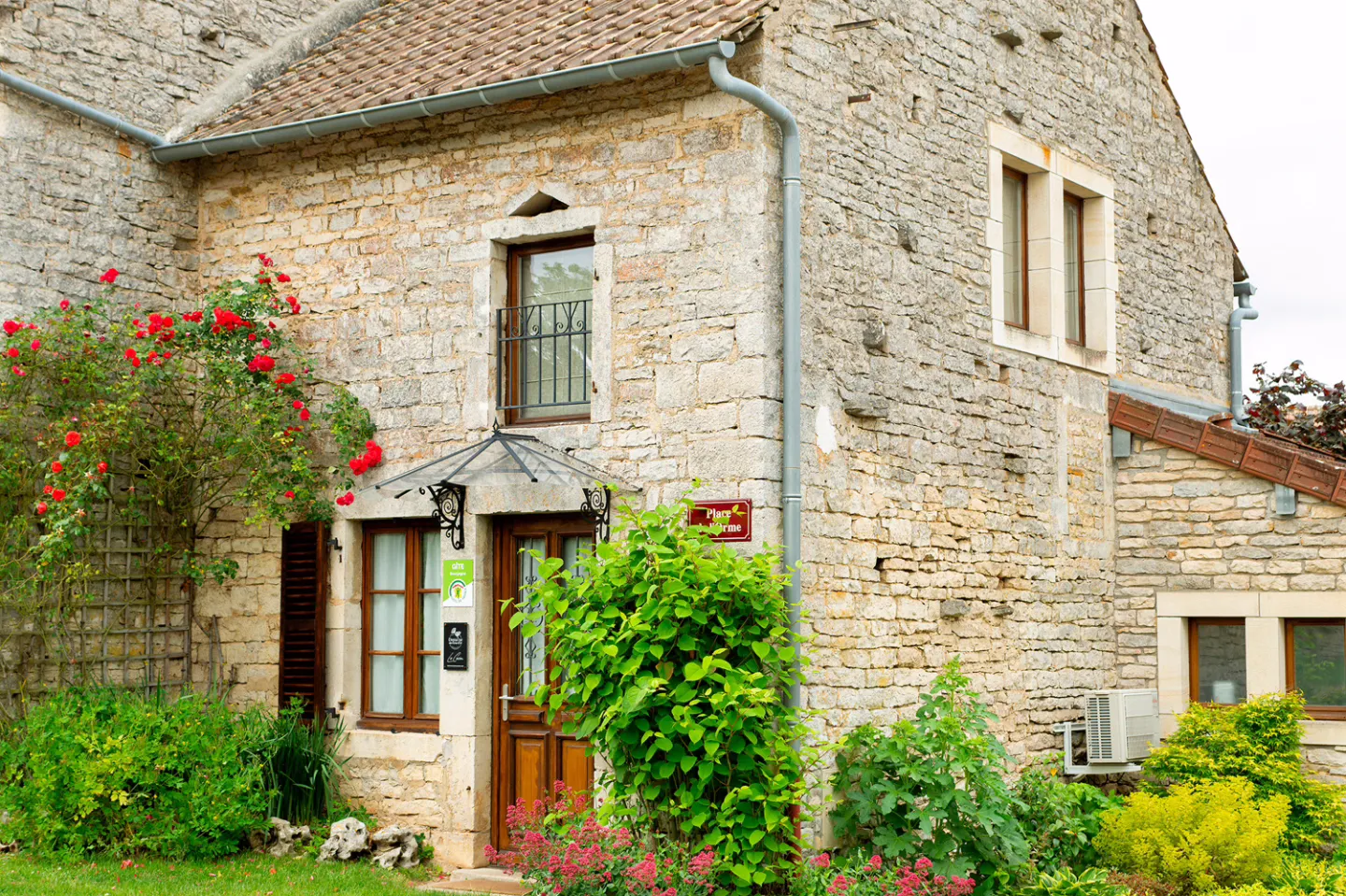 Cocon du Domaine des Écus d'Or, gîte spa à Montceau-et-Écharnant - photo 3 sur 12