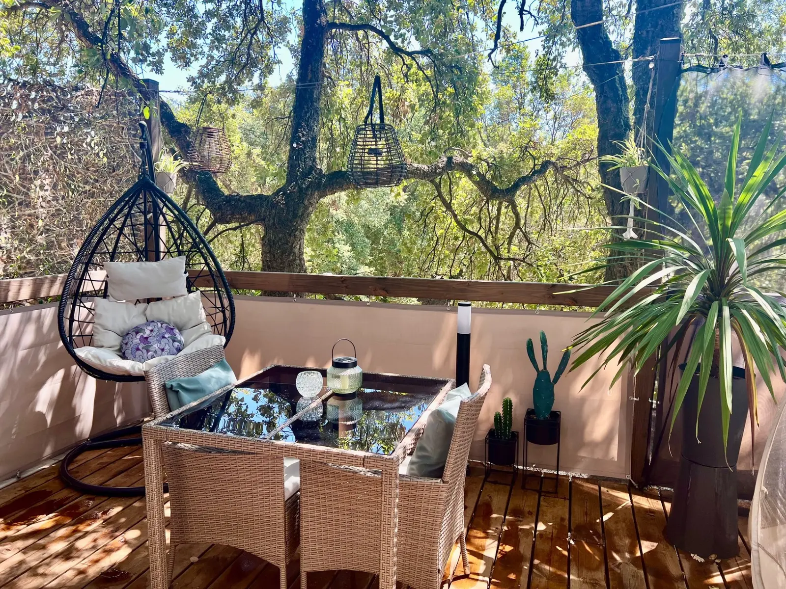 Cocon romantique lodge & spa, hébergement insolite à Les Adrets-de-l'Estérel - photo 3 sur 12