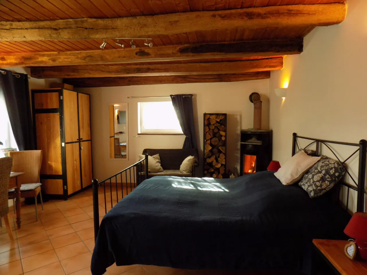 Cosy Maisonnette - Maisonnette avec poêle à bois et bain nordique privé (Vitrey-sur-Mance, Haute-Saône)