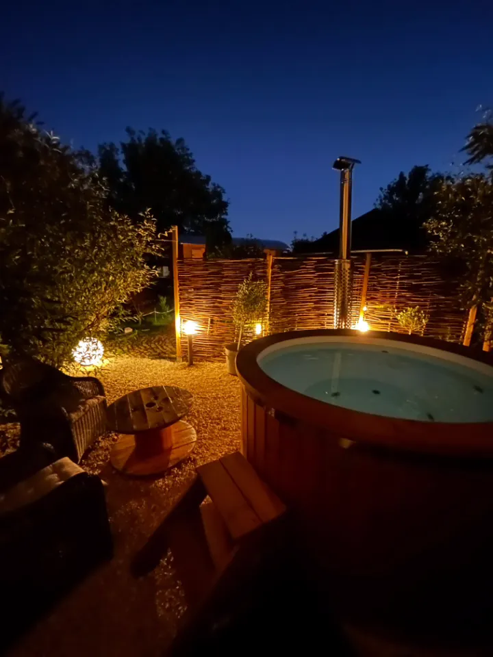 Cosy Maisonnette, gîte spa à Vitrey-sur-Mance - photo 2 sur 12