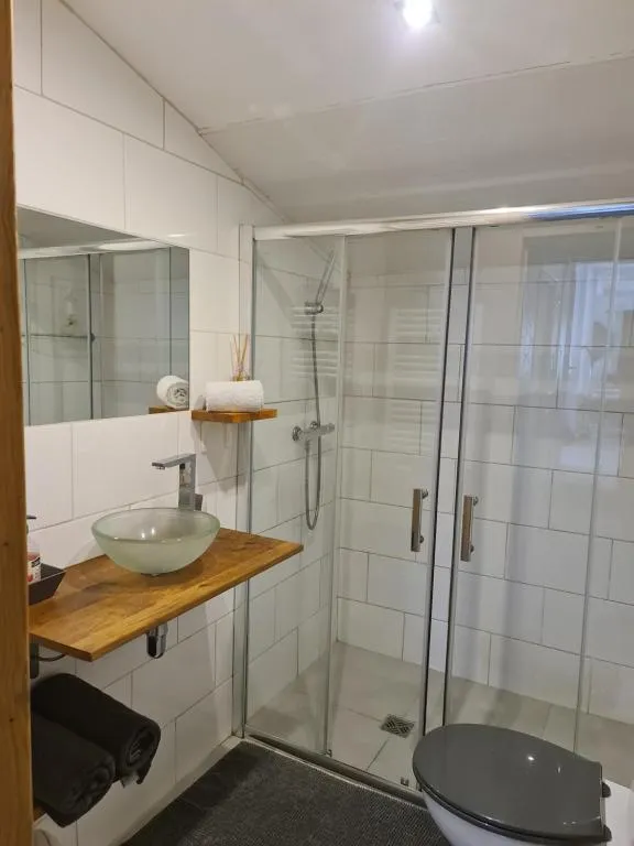 Dépendance Entre Terre et Mer, gîte avec spa à Landéda - photo 3 sur 12