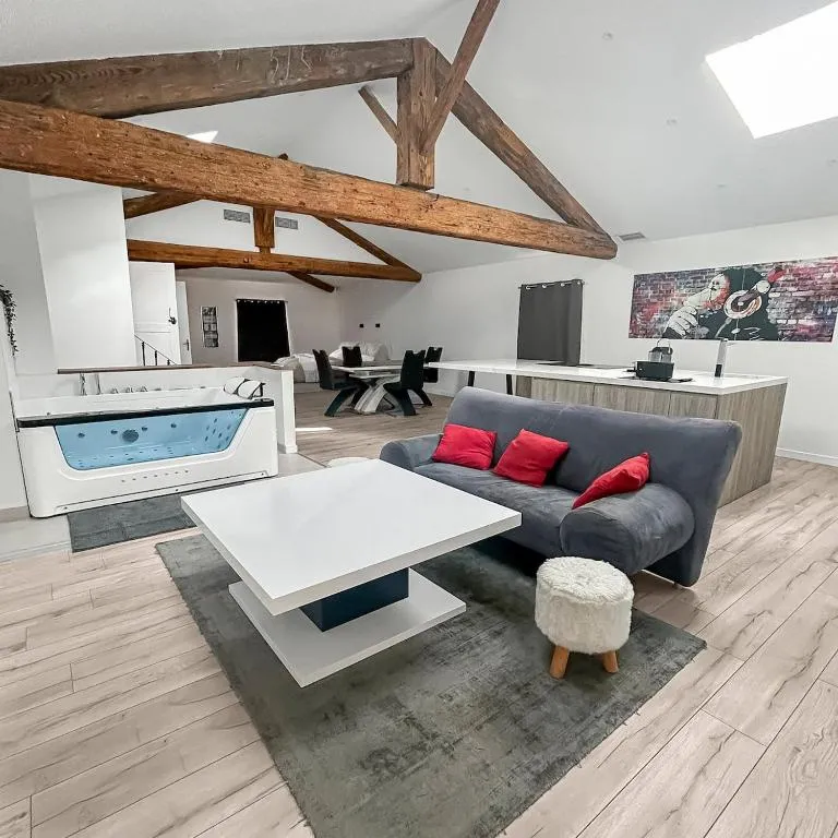 Douceur et Détente Balnéo, gîte avec spa à Clermont-l'Hérault - photo 2 sur 12