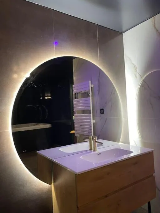 Escapade Insolite de Pacy, gîte avec spa à Pacy-sur-Eure - photo 3 sur 12