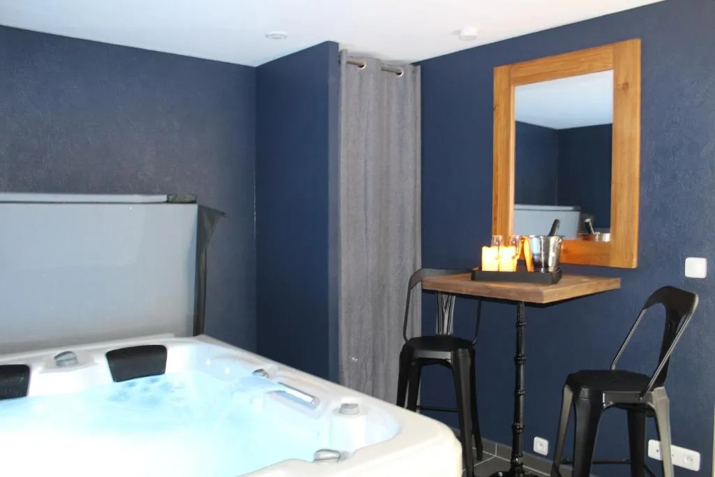 Gîte Althéa - Maison avec sauna, bain à remous et jardin (Fontenay-le-Comte, Vendée)
