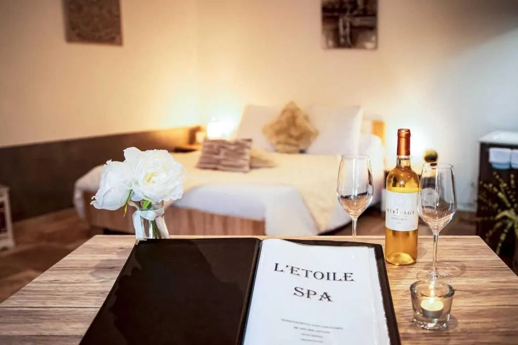 Gîte l'Étoile Spa, gîte avec spa à Saint-Vincent-de-Cosse - photo 3 sur 12