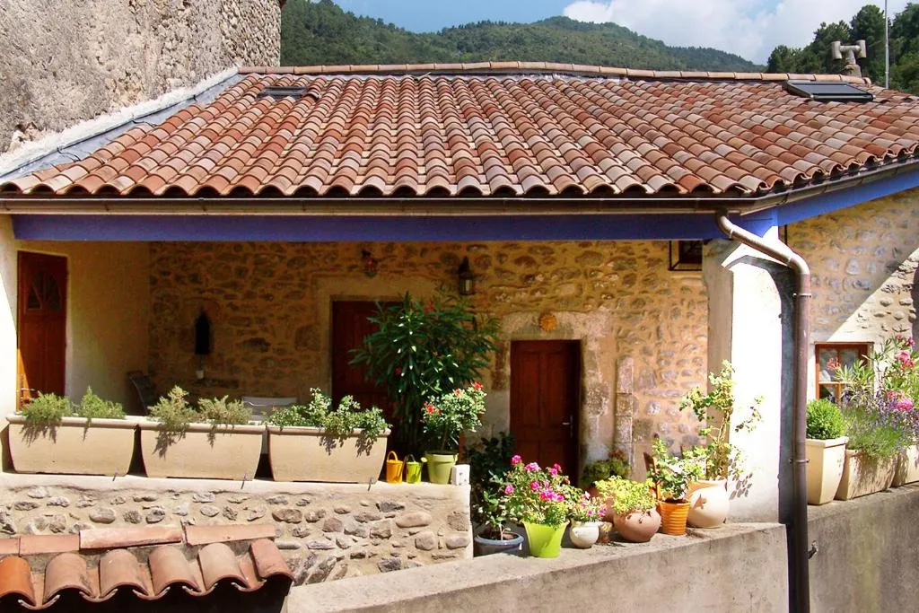 Gîte Le Galta - Maison de 1815 avec bain à remous (Saint-Fortunat-sur-Eyrieux, Ardèche)
