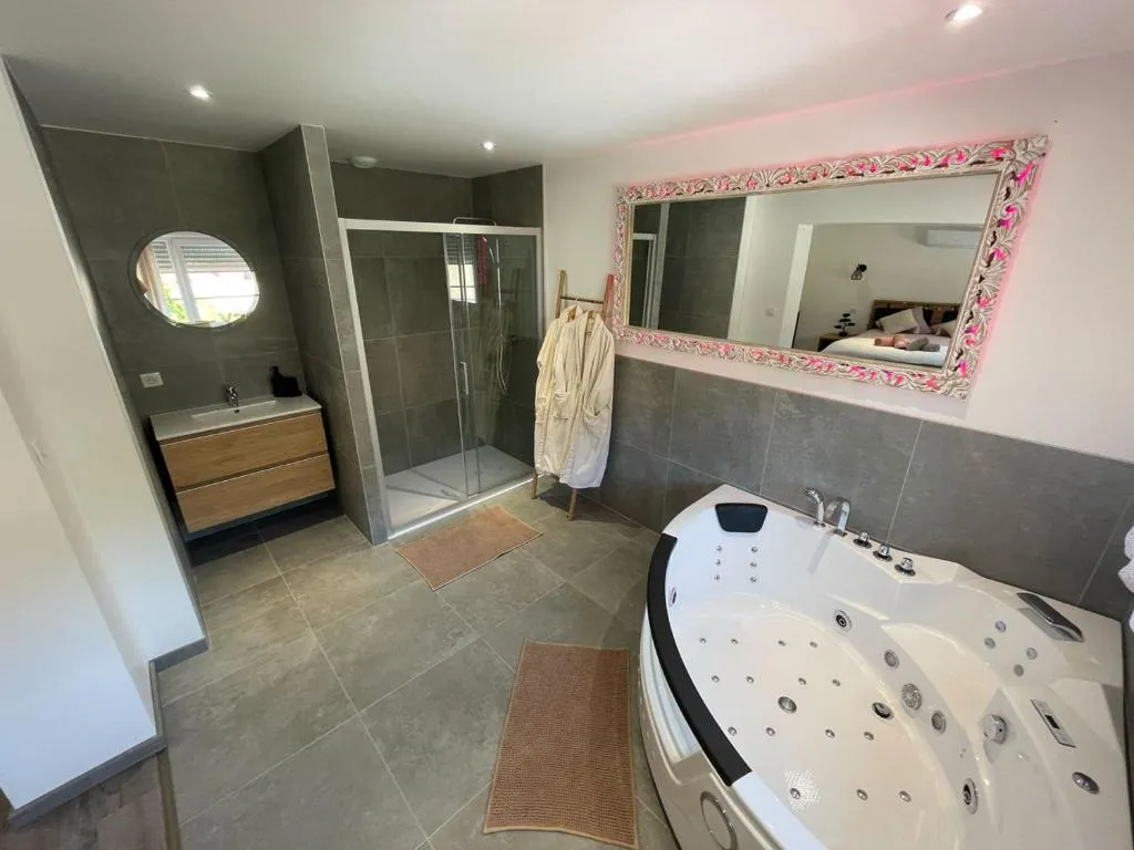 Gîte spa du lac de Pierre-Percée, gîte avec spa à Pierre-Percée - photo 3 sur 12