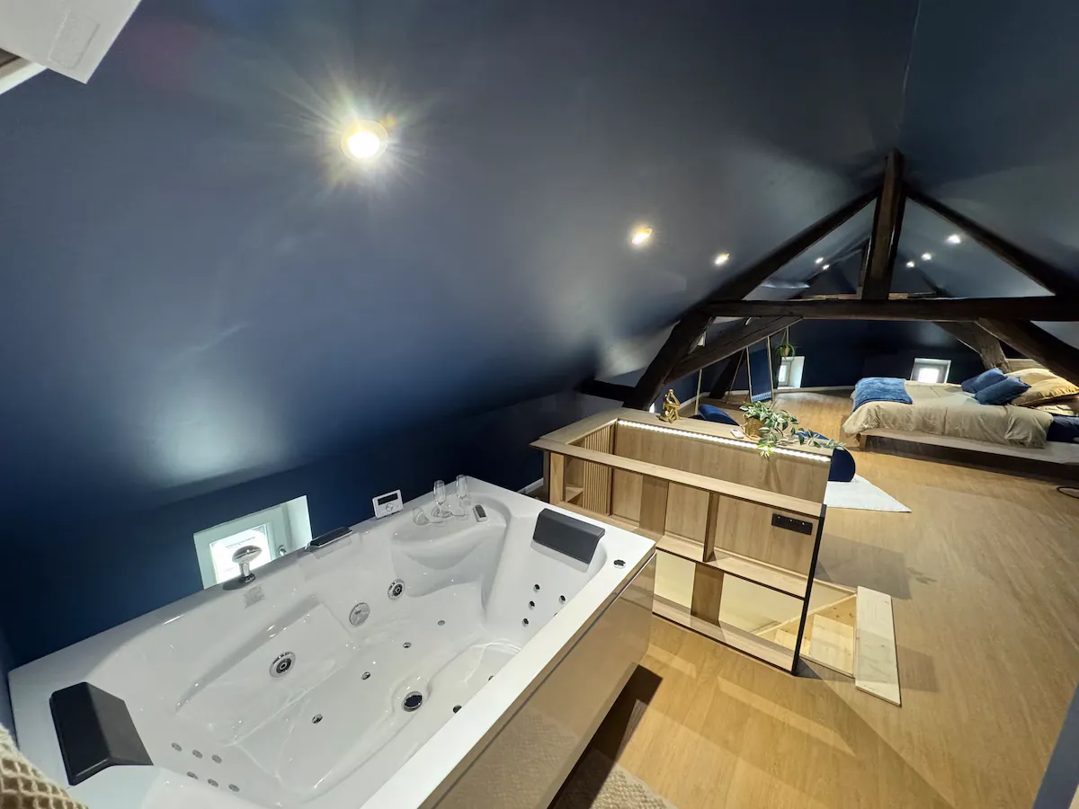 Gîte Spa La Nuit d'Orion, gîte avec spa à Corpeau - photo 2 sur 8