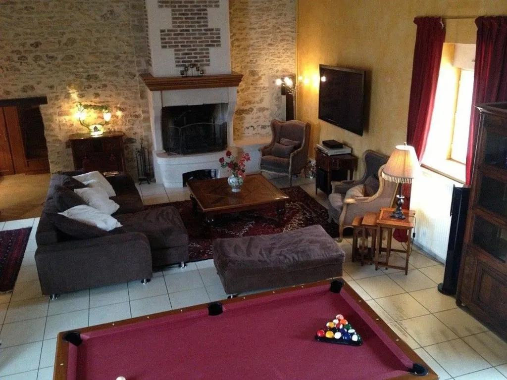 Grande maison jacuzzi de Saint-Georges, gîte avec spa à Saint-Georges-sur-Baulche - photo 2 sur 12