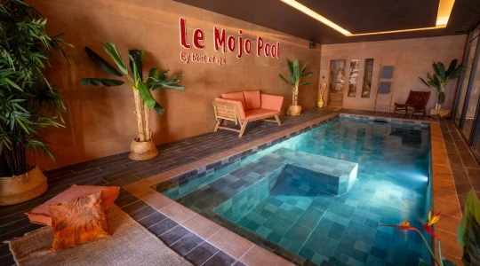Suite Grèce Pool, gîte avec spa à Belleville-en-Beaujolais - photo 2 sur 9