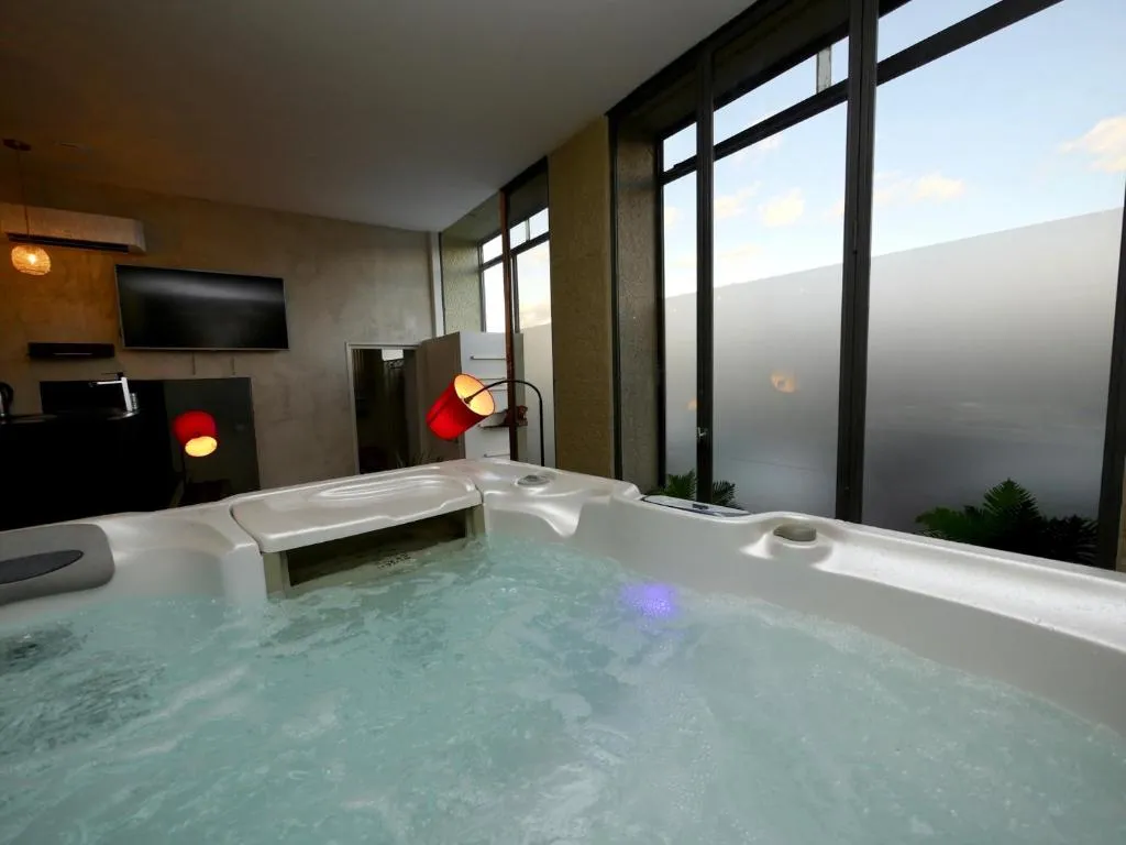 At Home Spa, gîte avec spa à Grenoble - photo 3 sur 12