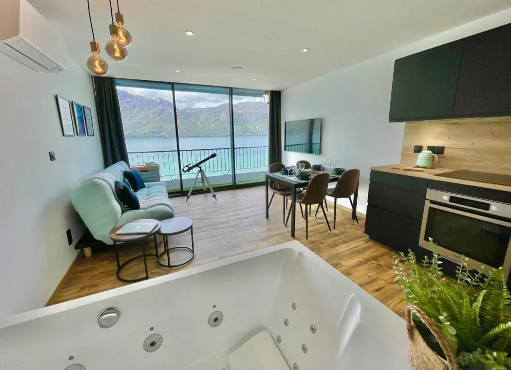 Havana La Bonne Étoile - Appartement vue lac avec bain à remous (Tresserve, Savoie)