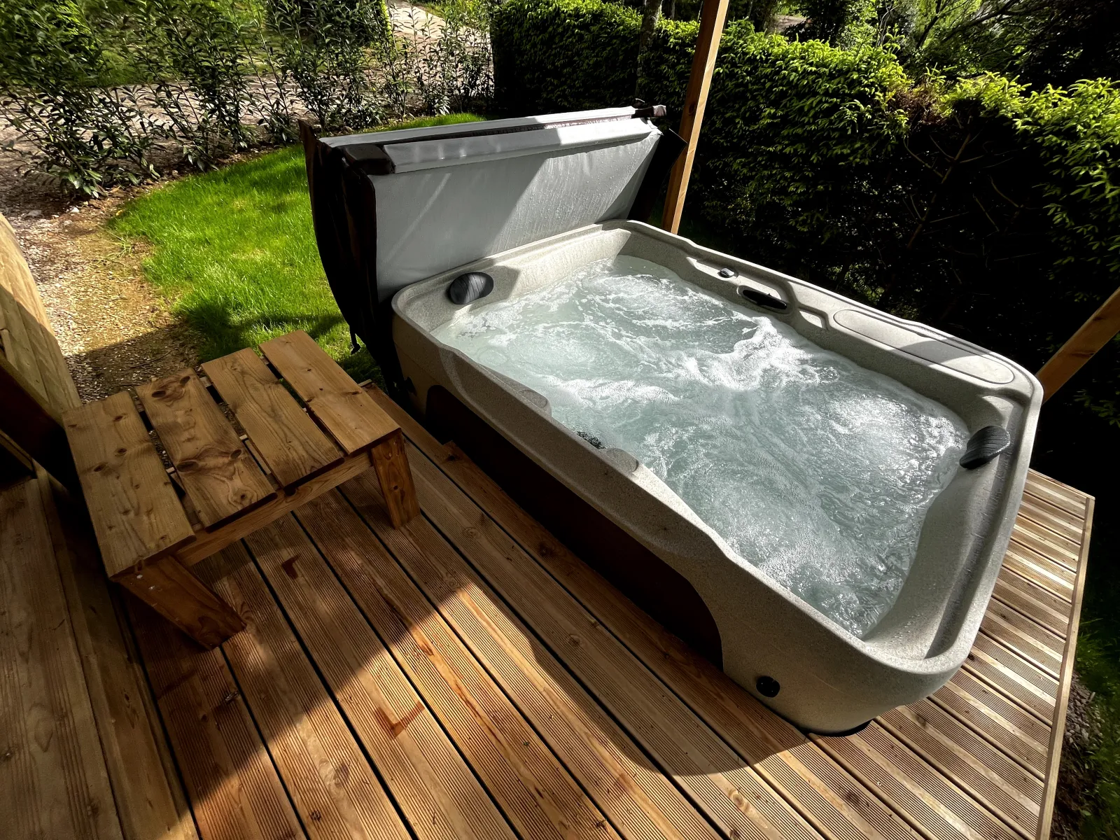 HY•Lødge Spa-4pers N°5, gîte spa à Anould - photo 3 sur 12