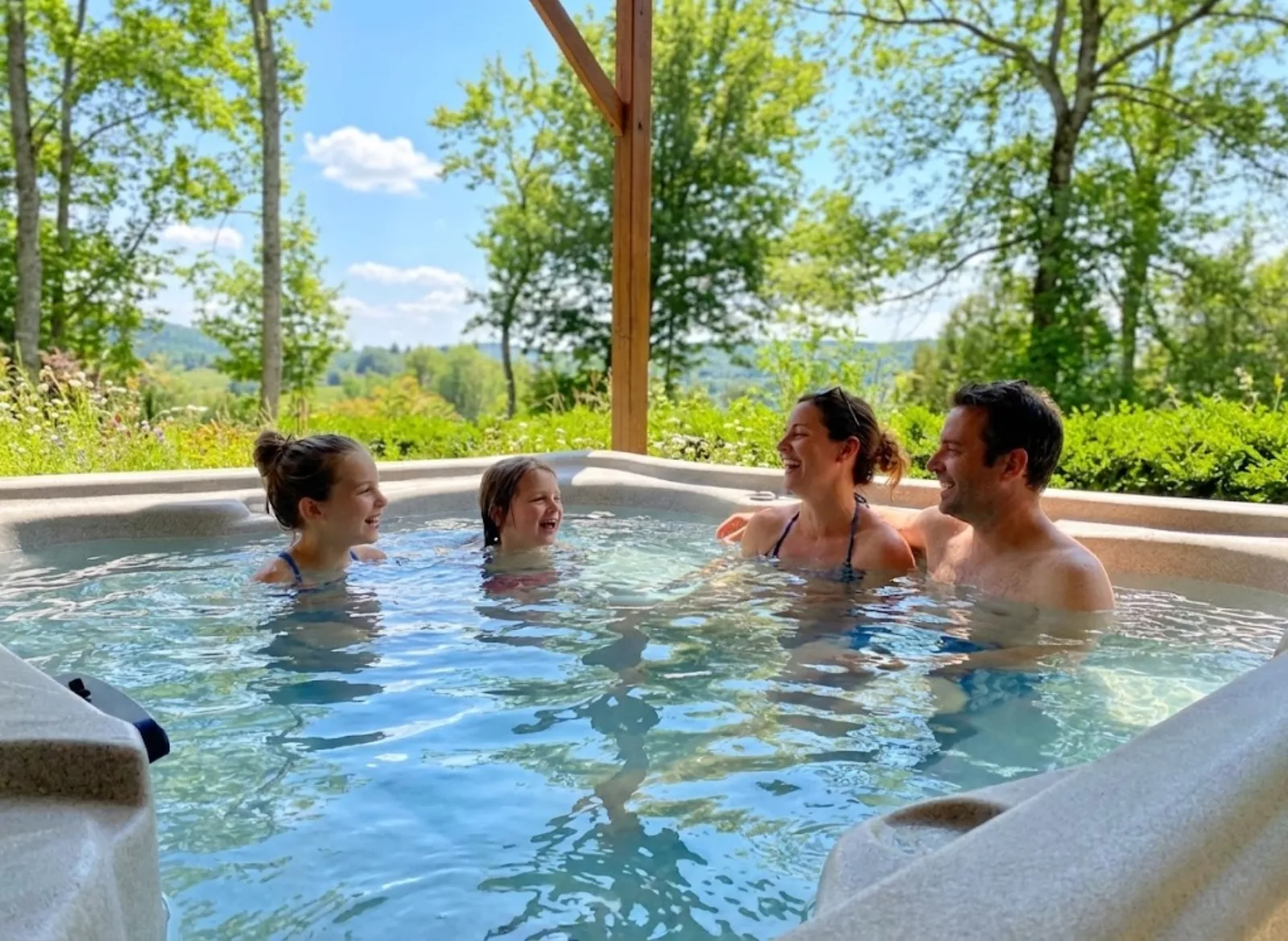 HY•Lødge Spa-5pers N°7, gîte spa à Anould - photo 2 sur 12