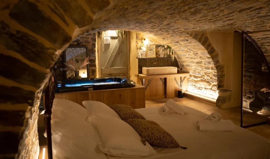 Jacuzzi Millau, gîte avec spa à Millau - photo 2 sur 12