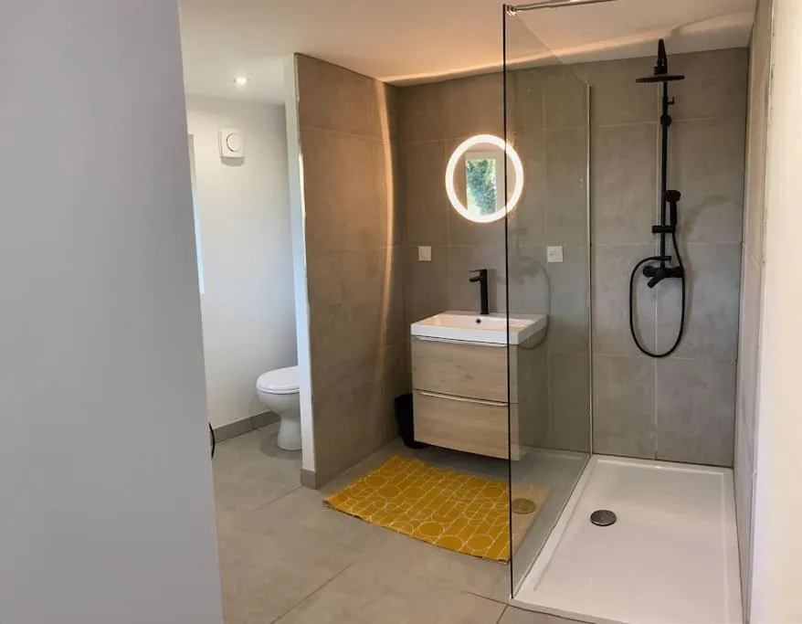 Jacuzzi privé en pleine nature, gîte avec spa à Ventenac-Cabardès - photo 3 sur 12