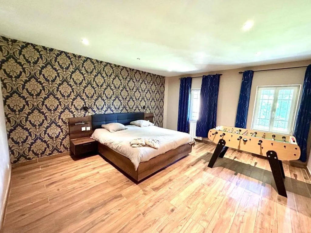 Jacuzzi, Sauna et Billard, gîte avec spa à Rouen - photo 2 sur 12