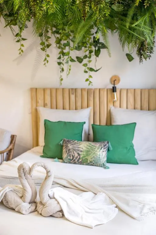Jungle Room, gîte avec spa à Cannes - photo 2 sur 10