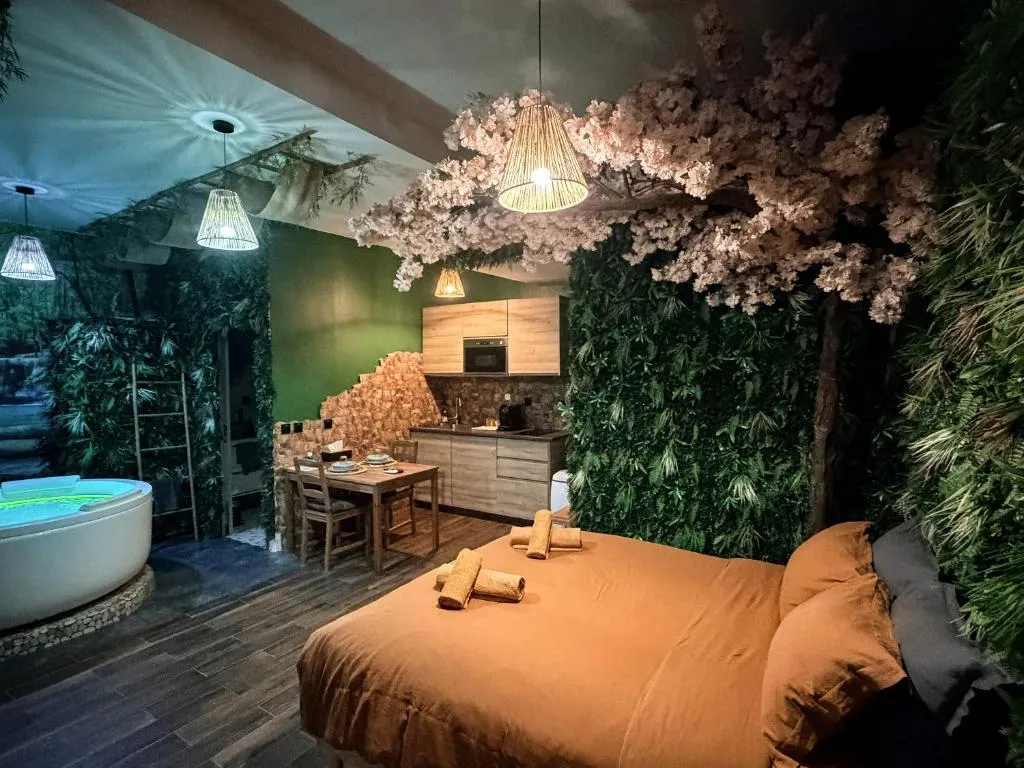 Jungle Suite Narbana, gîte avec spa à Narbonne - photo 2 sur 12