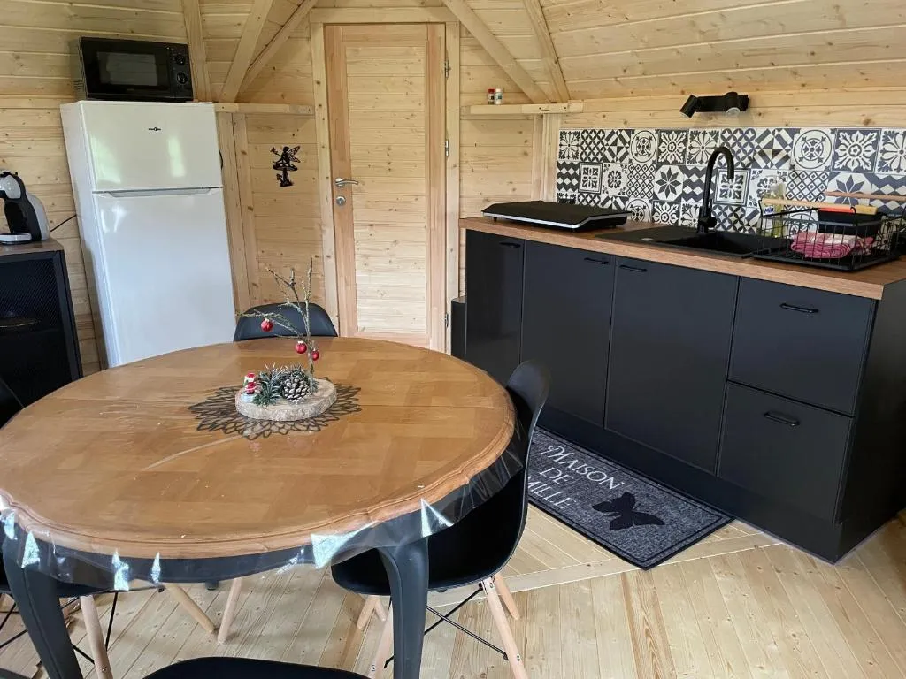 Kota finlandais et bain nordique, gîte avec spa à Cérans-Foulletourte - photo 3 sur 9