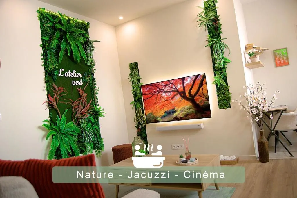 L'Atelier Vert - Suite 4 étoiles avec spa près de l'hypercentre (Troyes, Aube)
