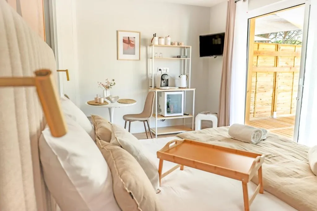 L'Éden Romantique, gîte avec spa à Malves-en-Minervois - photo 2 sur 12