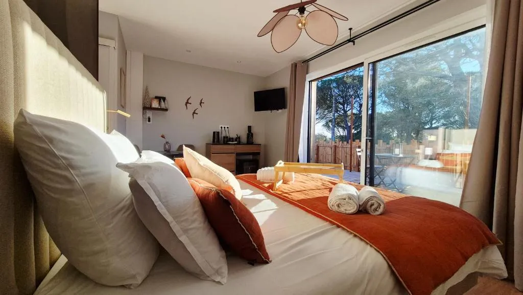 L'Éden Romantique, gîte avec spa à Malves-en-Minervois - photo 3 sur 12