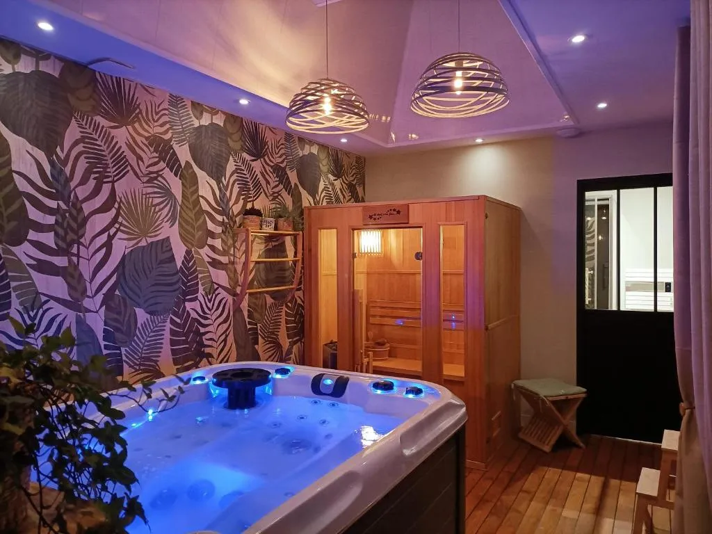L'Entracte - Appartement avec spa privatif, sauna et hammam (Esquelbecq, Nord)