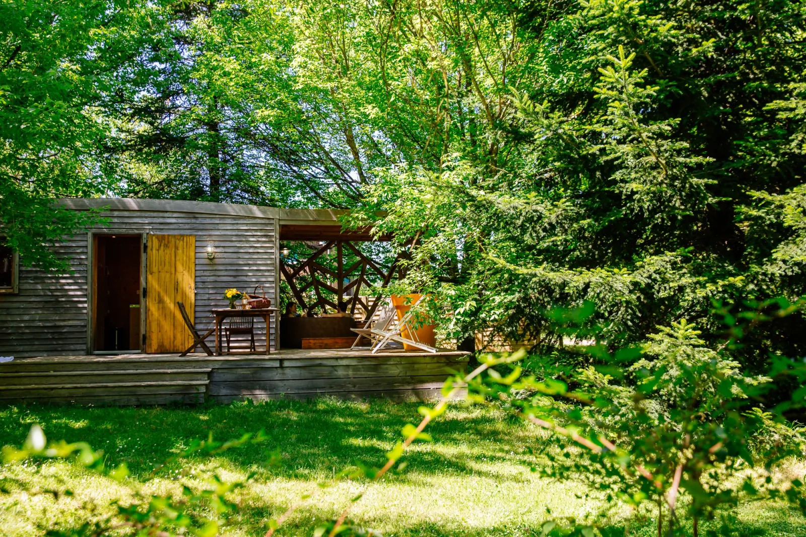 L'Oenolodge & Spa privatif - Ecôtelia (Le Nizan, Gironde)