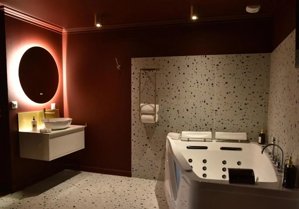 L'Orée Balnéo, gîte avec spa à Clermont-Ferrand - photo 3 sur 11