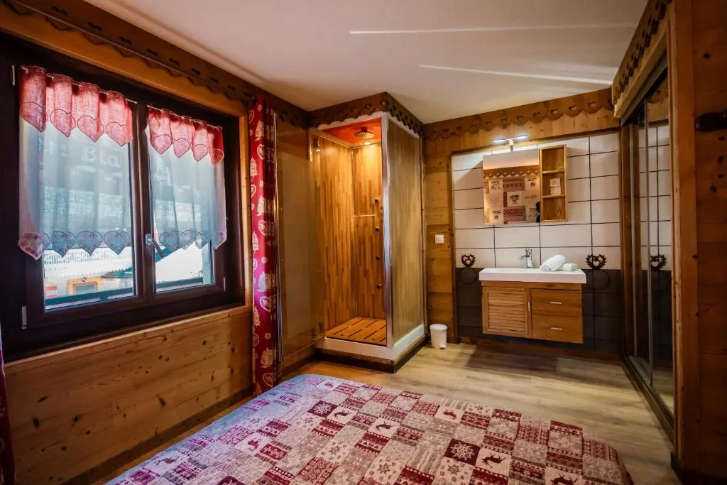 L'Ours Châtel, gîte avec spa à Châtel - photo 3 sur 12