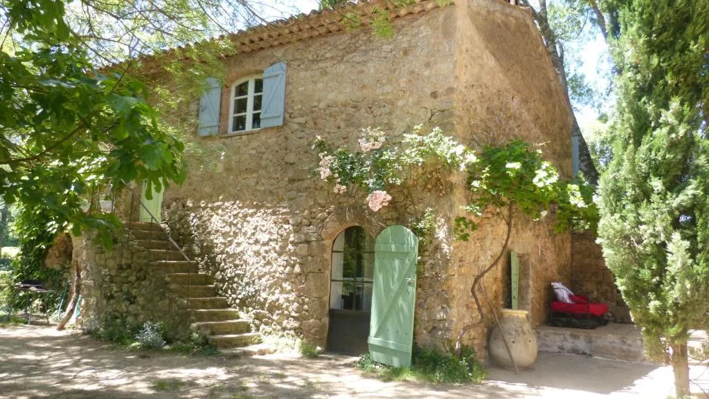 La Bastide du Capelier - Gîte balnéo pour 4 personnes (Salernes, Var)