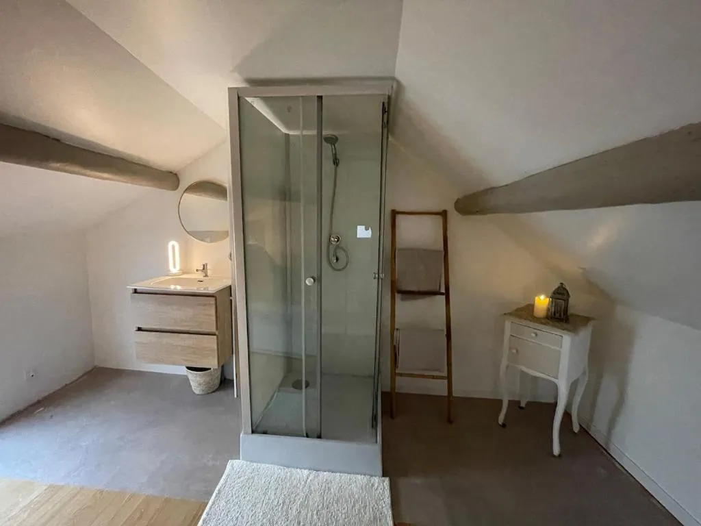 La Bulle Bleue, gîte avec spa à Épernay - photo 3 sur 12