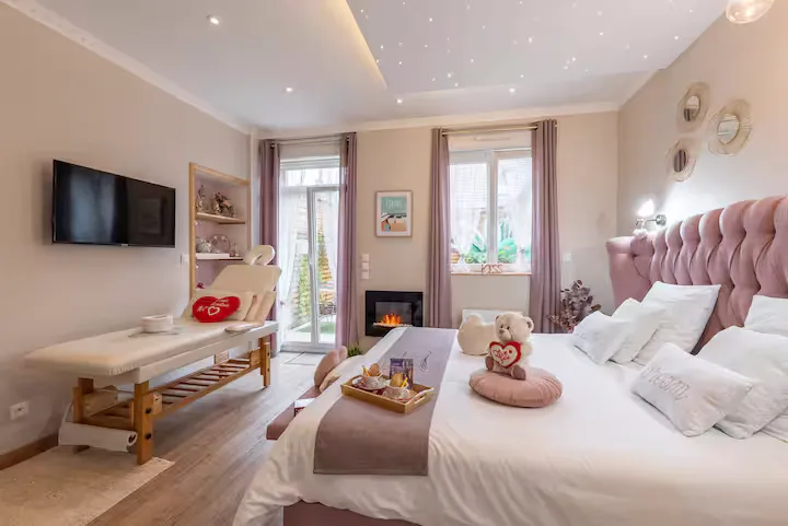 La Bulle Romantique, gîte spa à Calais - photo 2 sur 12