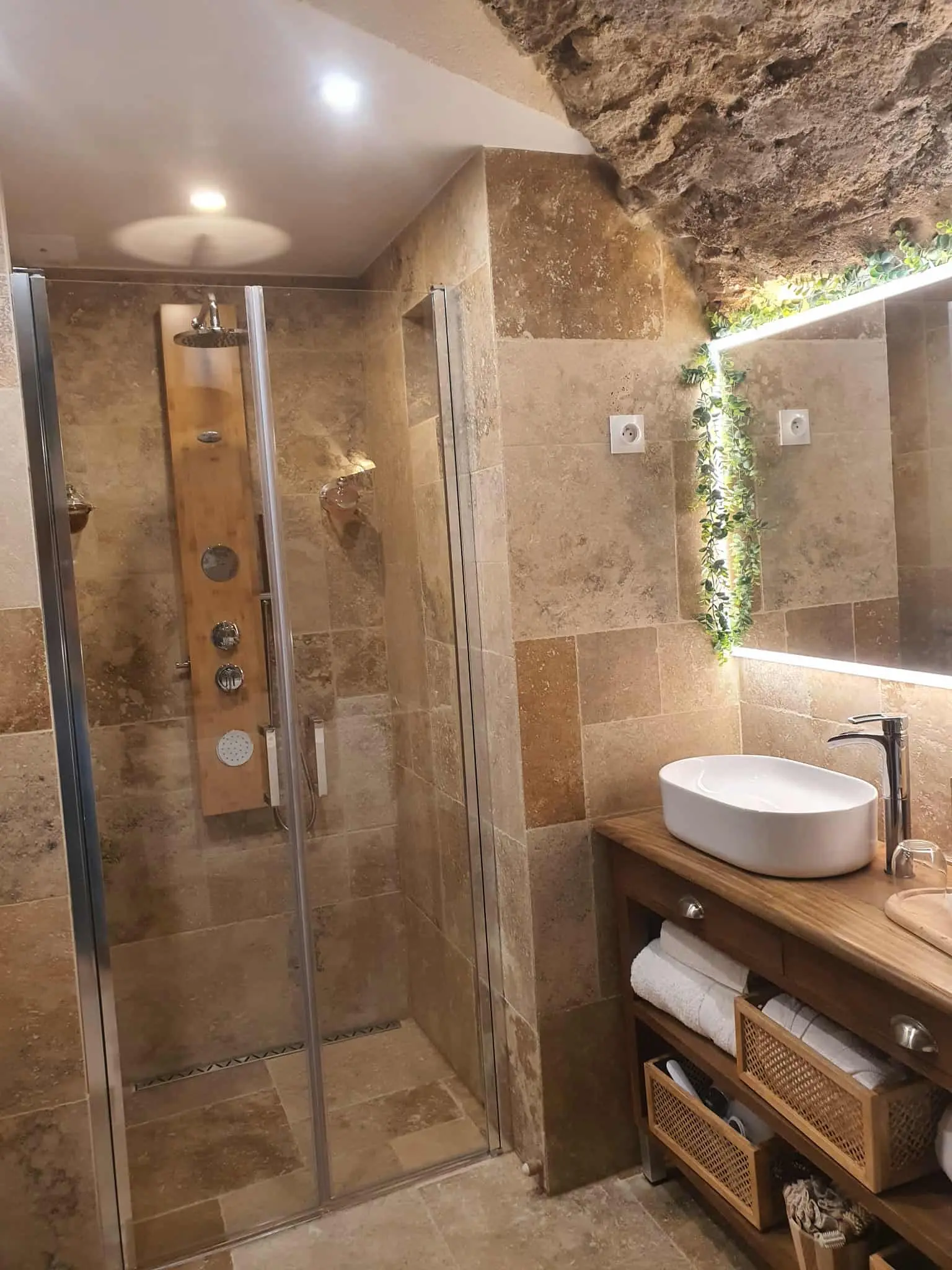 La Bulle, gîte spa à Biot - photo 3 sur 12