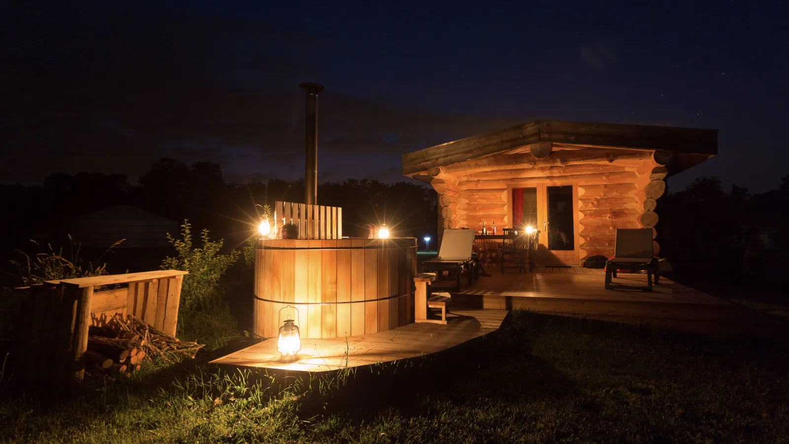 La Cabane de Trappeur & Spa privatif - EcÔtelia (Le Nizan, Gironde)
