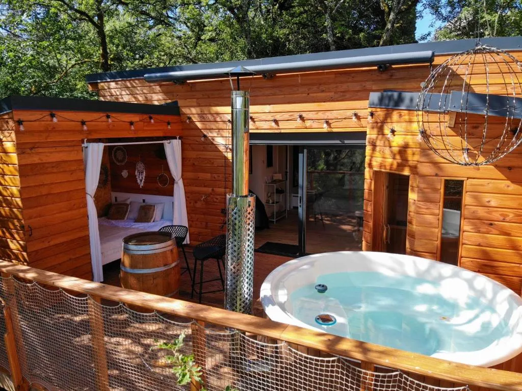 La Cabane du Prestadou - Bain nordique, sauna et terrasse (Arcambal, Lot)