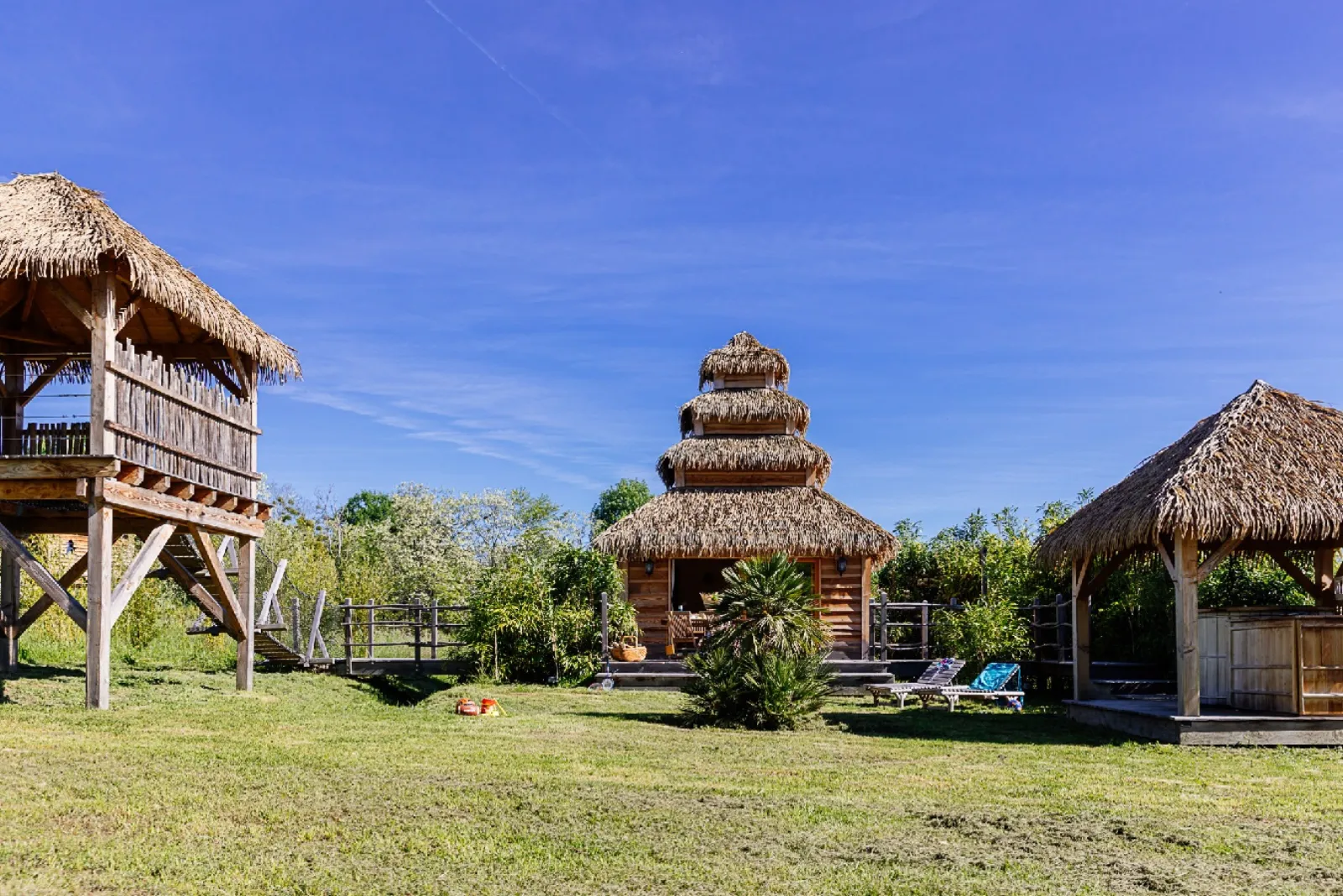 La Cabane Indonésienne & Spa privatif, cabane à Le Nizan - photo 2 sur 12