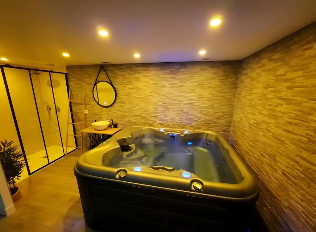 La Folie de Sublaines, gîte avec spa à Sublaines - photo 3 sur 10