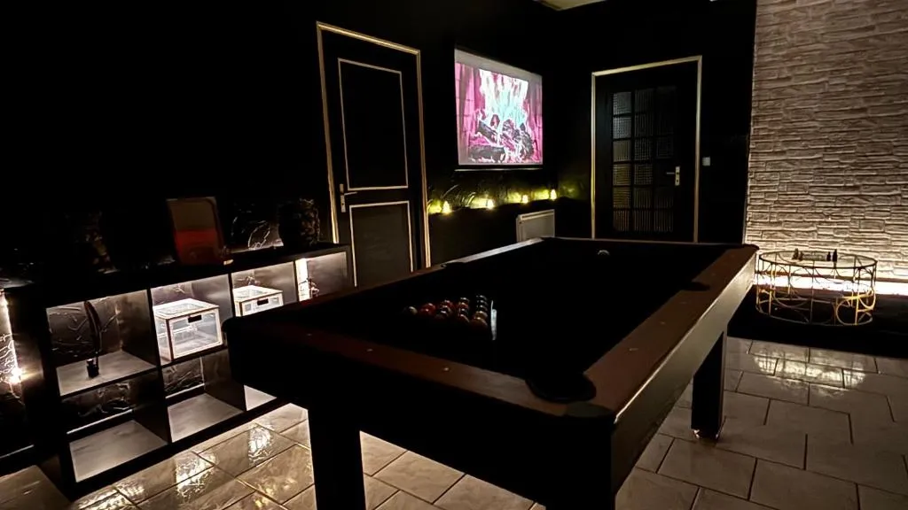 La Loge Secrète, love room à Dolus-le-Sec - photo 3 sur 10