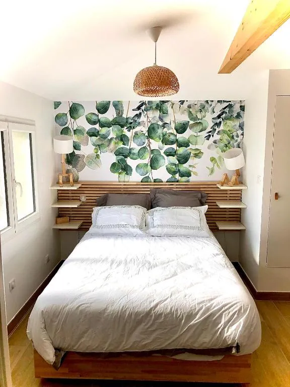 La Parenthèse Balnéo - T2 de 40 m² avec baignoire balnéo et terrasse (Ternay, Rhône)