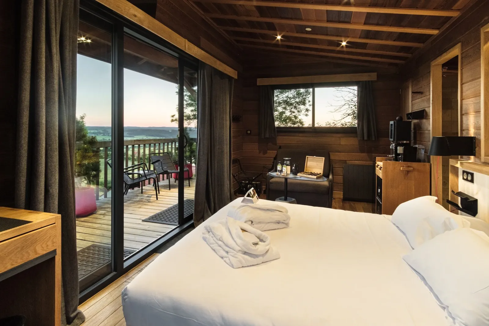 La Réserve Spa, cabane à Jouey - photo 3 sur 8