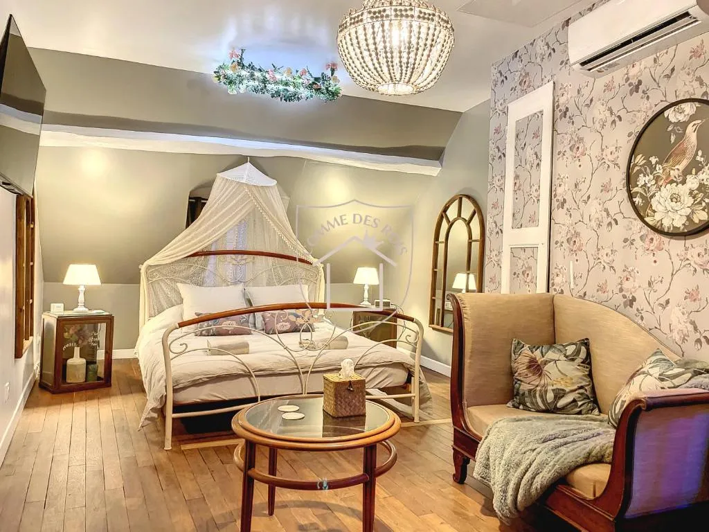 La Romantique des Rois, gîte avec spa à Dourdan - photo 2 sur 12