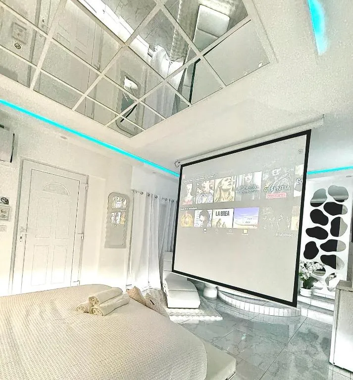 La Suite Blanche, gîte avec spa à Thuir - photo 3 sur 9