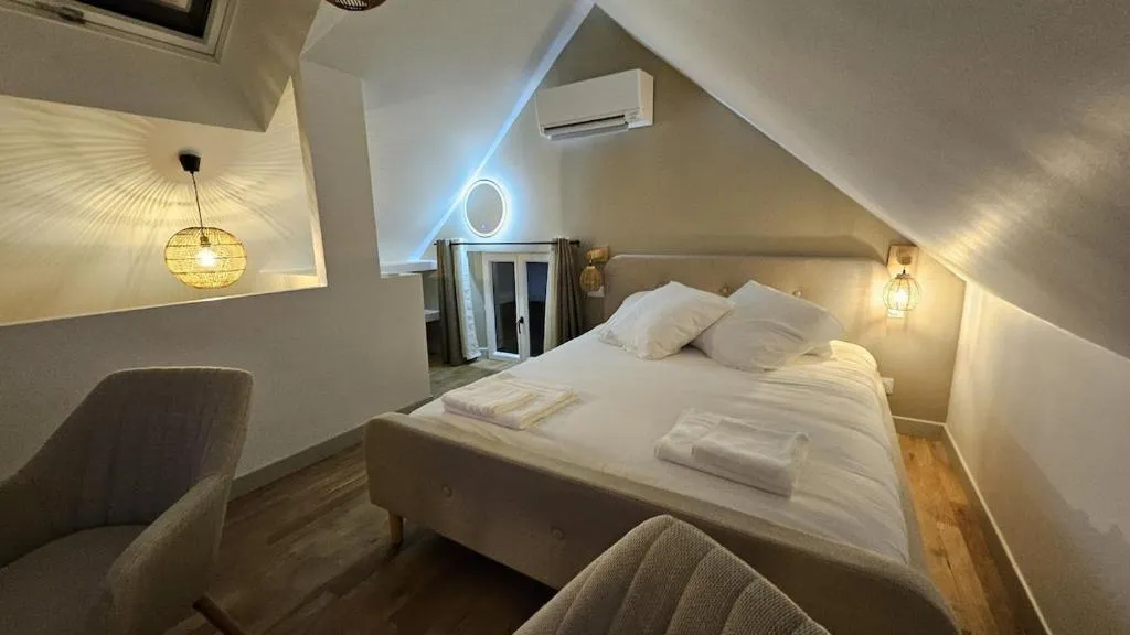 La Suite Chêne, gîte avec spa à Montgé-en-Goële - photo 2 sur 11