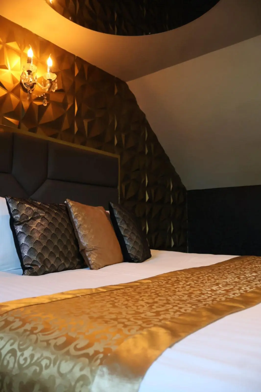 La Suite de l'Élixir, gîte spa à Argentré-du-Plessis - photo 2 sur 12