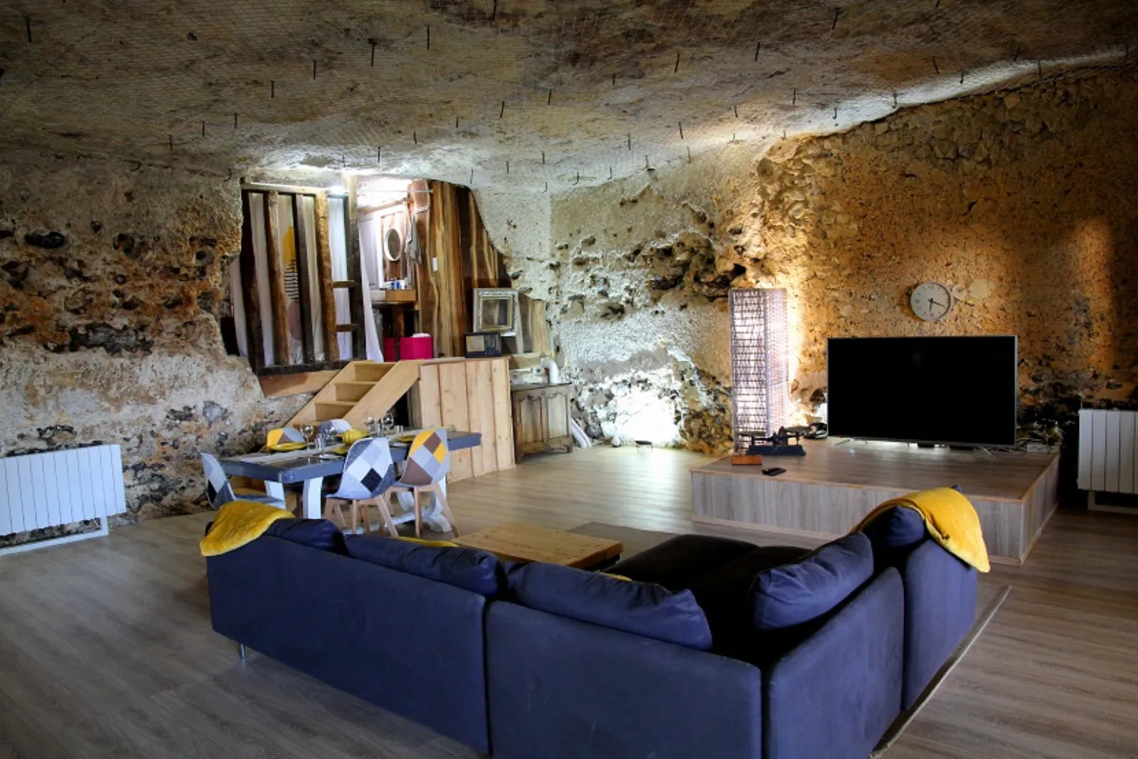 La Suite des Fouleries, hébergement insolite à Châteaudun - photo 2 sur 10